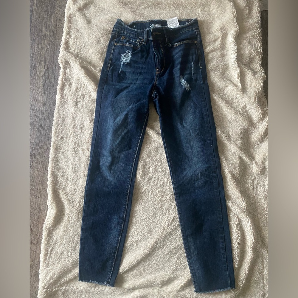 Levi’s Denizen Dark Blue Denim Jeans with Gold Stitching